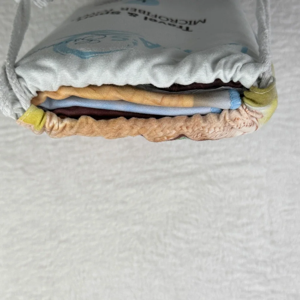 Layla's Essentials Travel Sport Microfiber Towel Large (63x31) Dog Graphic New